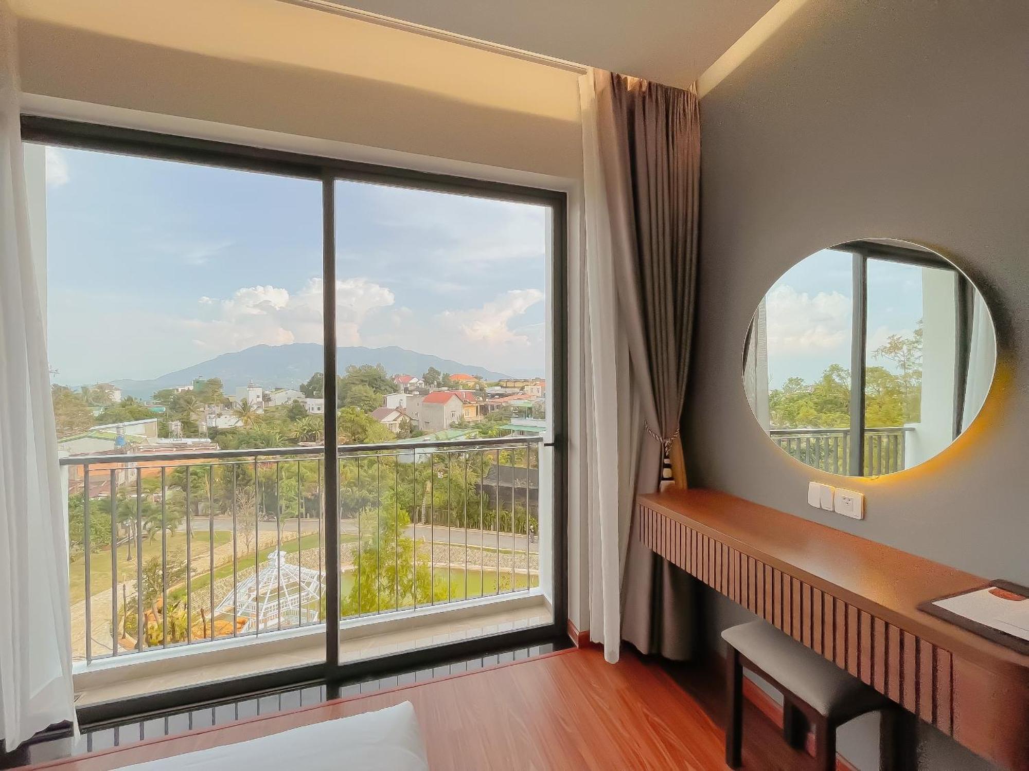 Sunflower Hotel & Resort Bảo Lộc Exterior foto